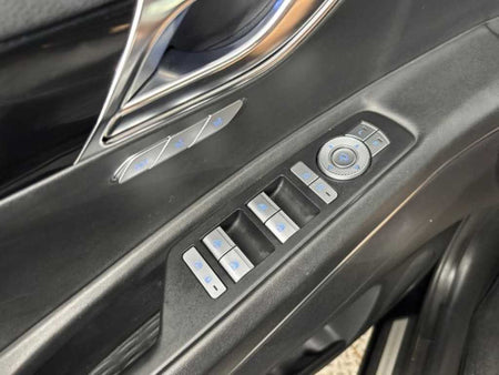 Genesis GV80 — photo 12