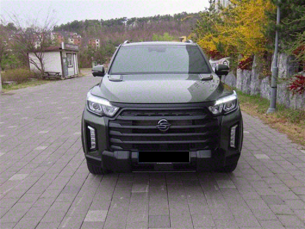 KGM Rexton — photo 01