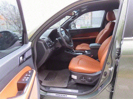 KGM Rexton — photo 13