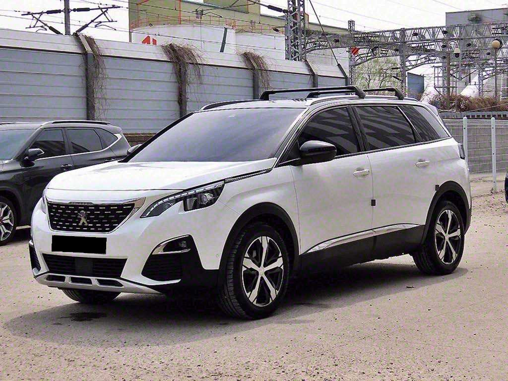 Peugeot 5008 — photo 02