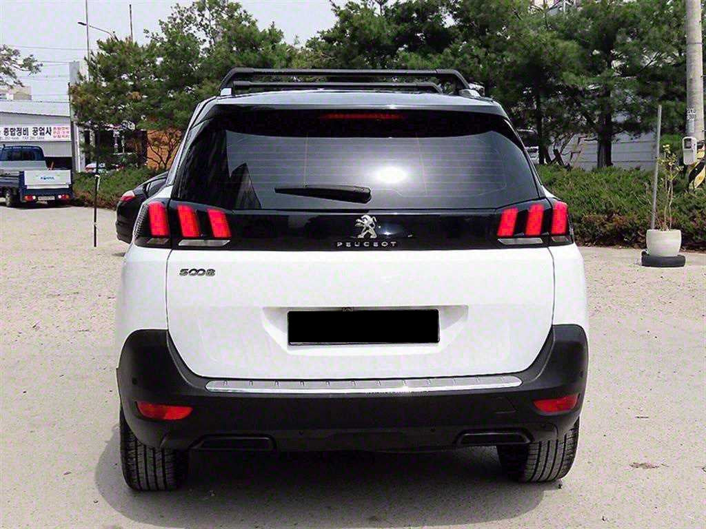 Peugeot 5008 — photo 04