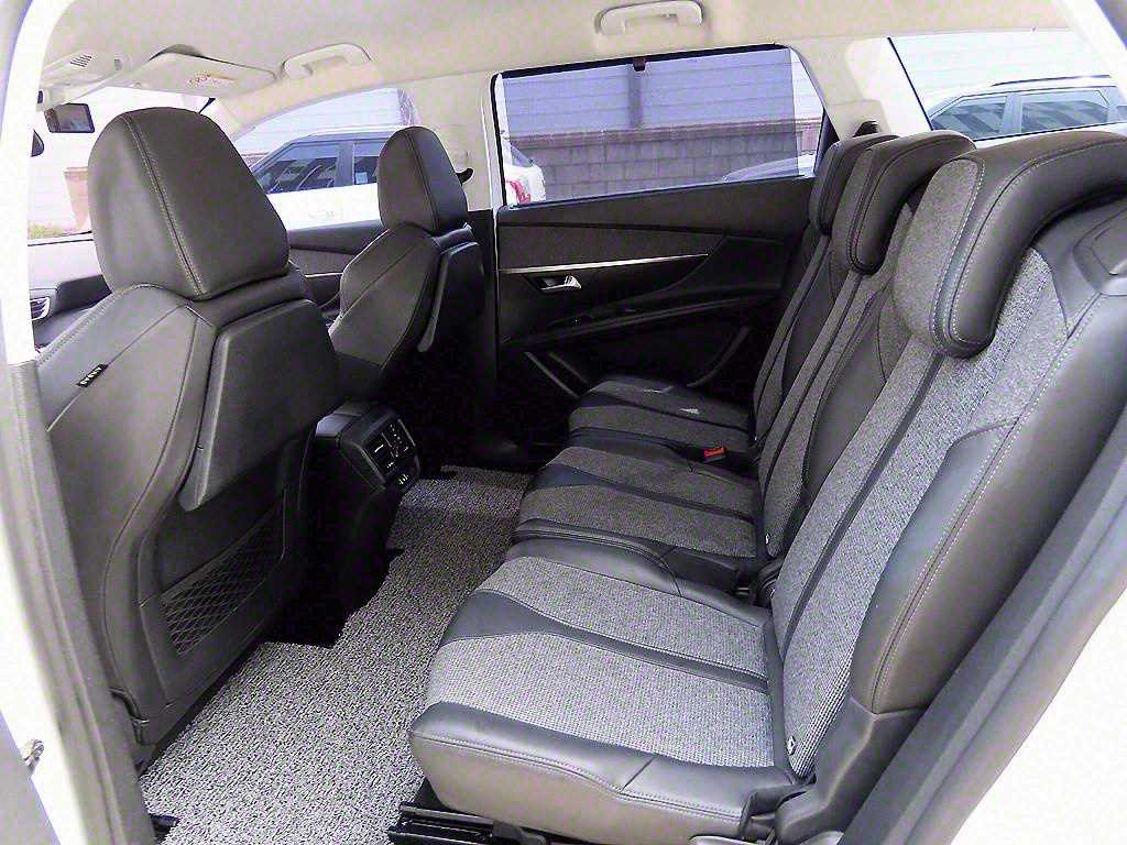Peugeot 5008 — photo 06