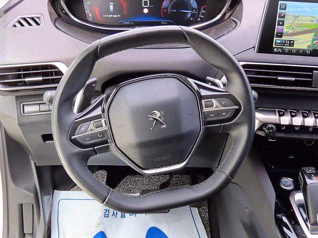 Peugeot 5008 — photo 08