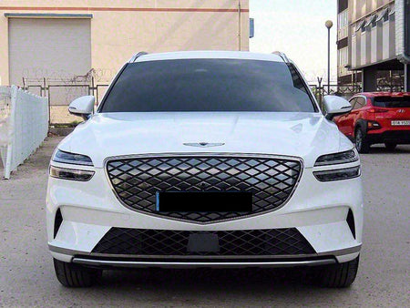 Genesis GV70 — photo 01