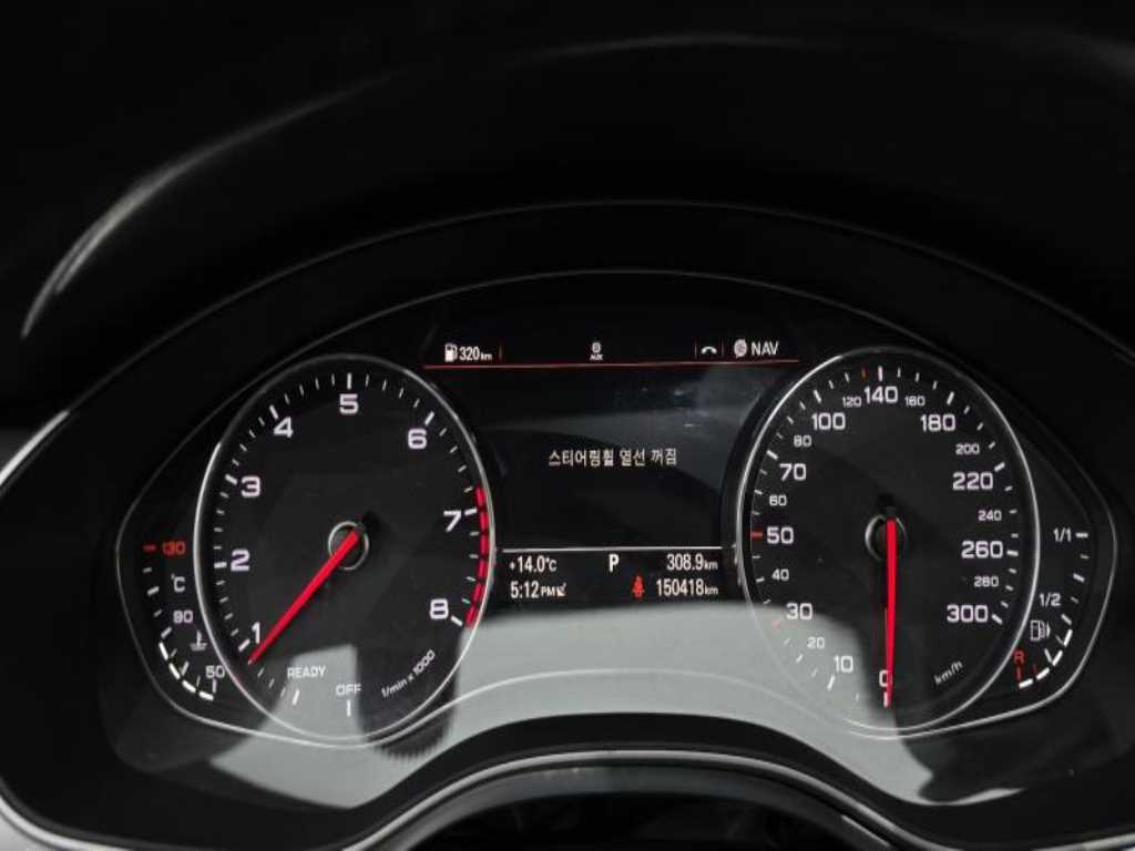 Audi A6 — photo 08