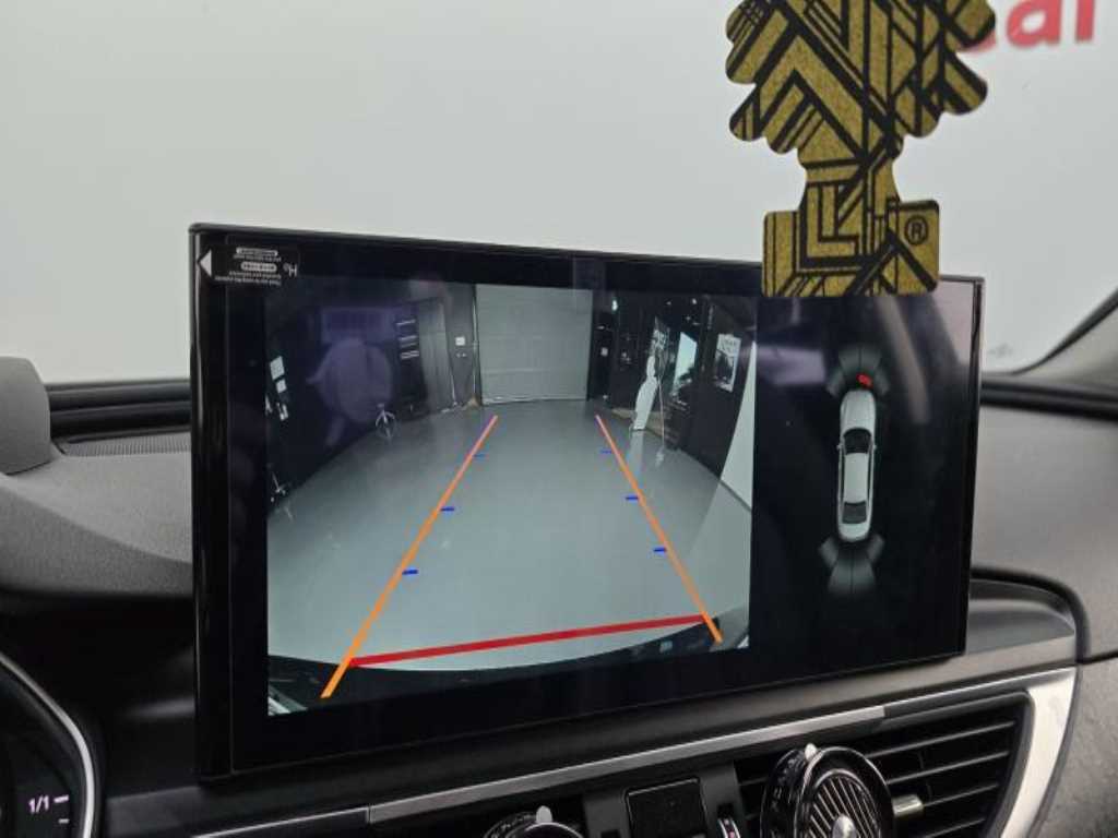 Audi A6 — photo 15