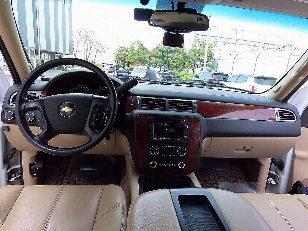 CHEVROLET Tahoe — photo 08