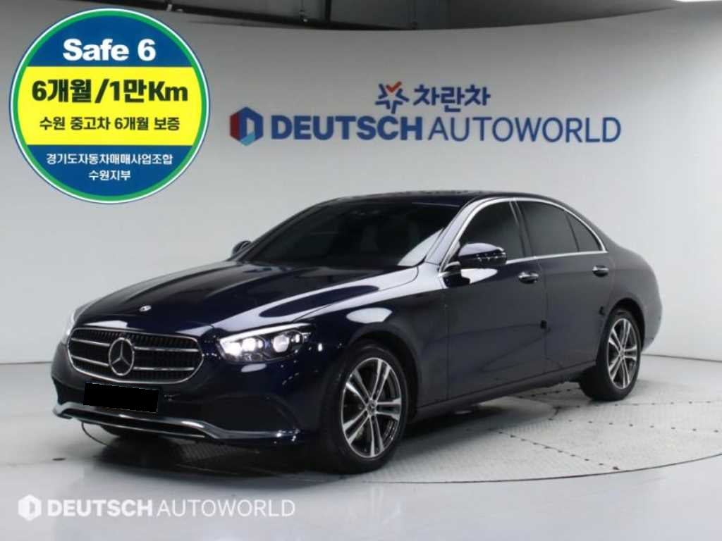 Mercedes-Benz E-Class — photo 01