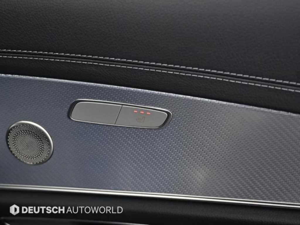 Mercedes-Benz E-Class — photo 16