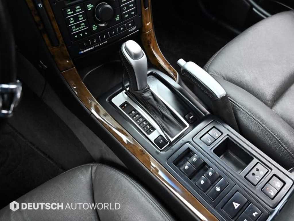 CHEVROLET Statesman — photo 10