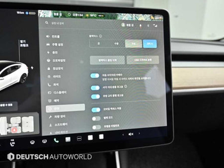 Tesla Model 3 — photo 16