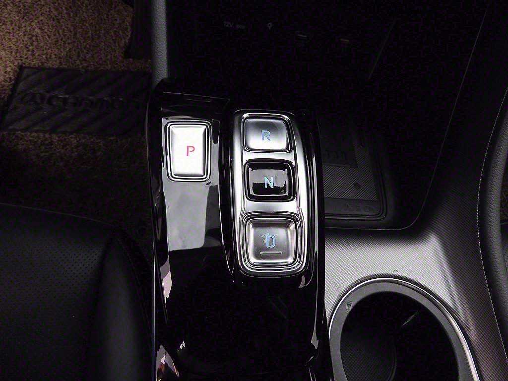 Hyundai Sonata — photo 10