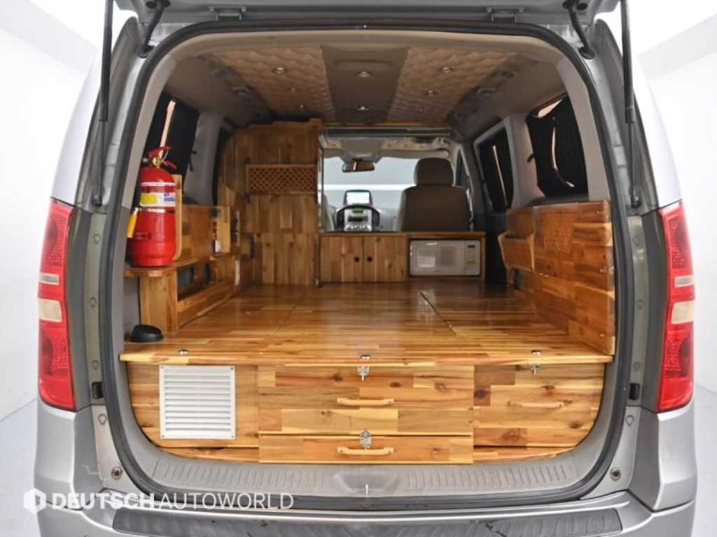 Hyundai Starex — photo 20