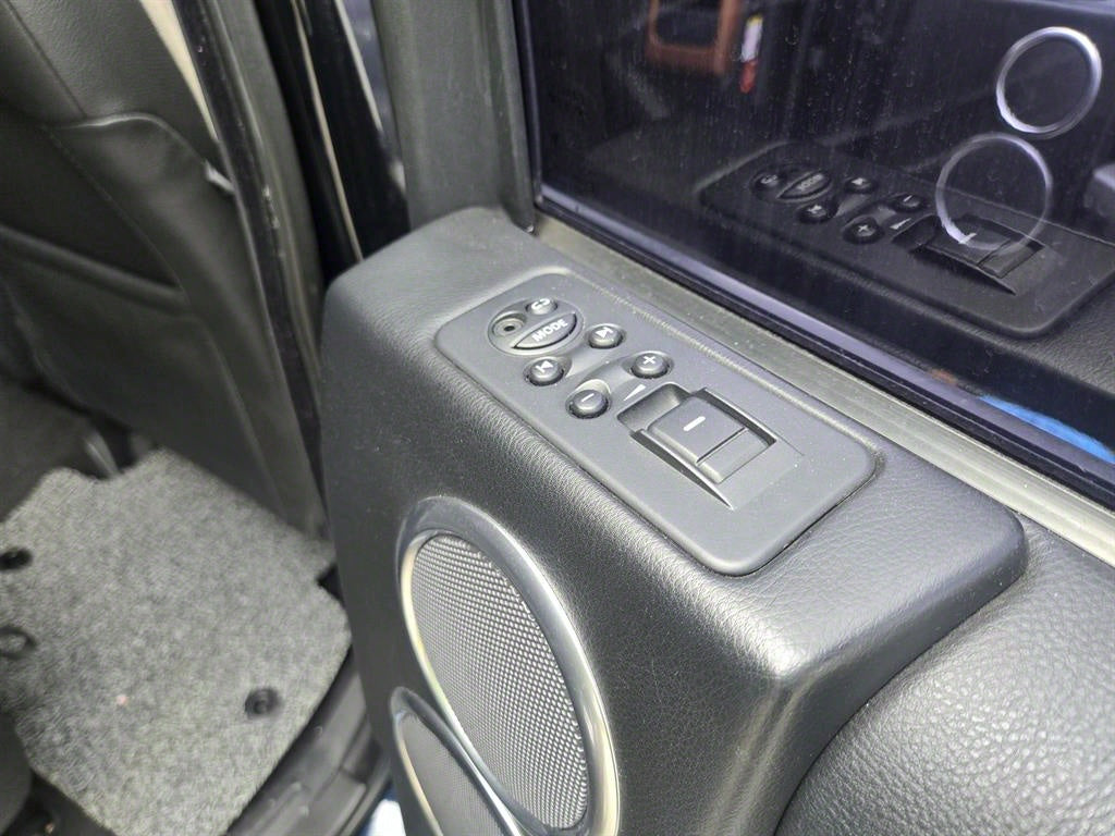 Land Rover Discovery — photo 10