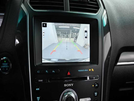 Ford Explorer — photo 15