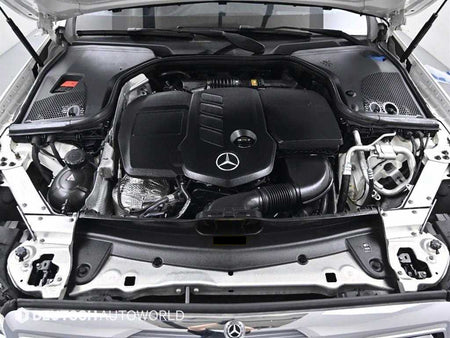 Mercedes-Benz E-Class — photo 06