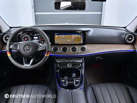 Mercedes-Benz E-Class — photo 07