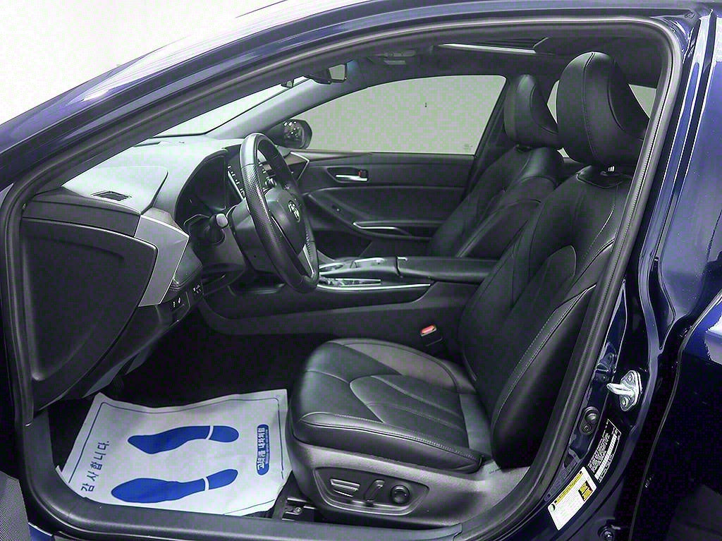 Toyota Avalon — photo 11