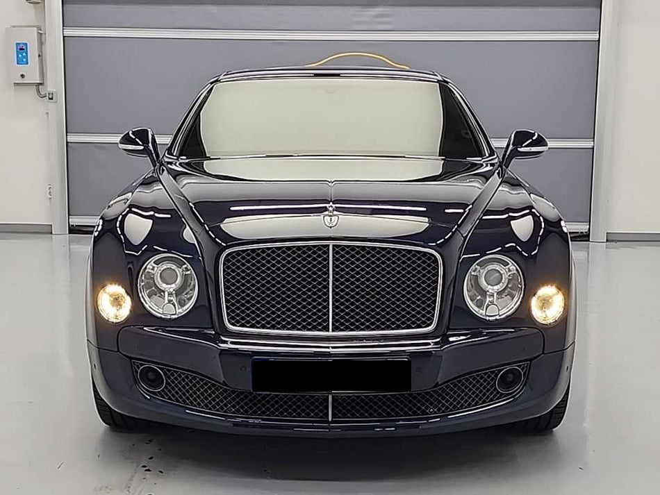 Bentley Mulsanne — photo 02