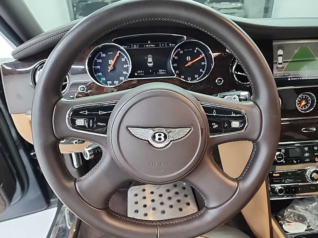 Bentley Mulsanne — photo 09