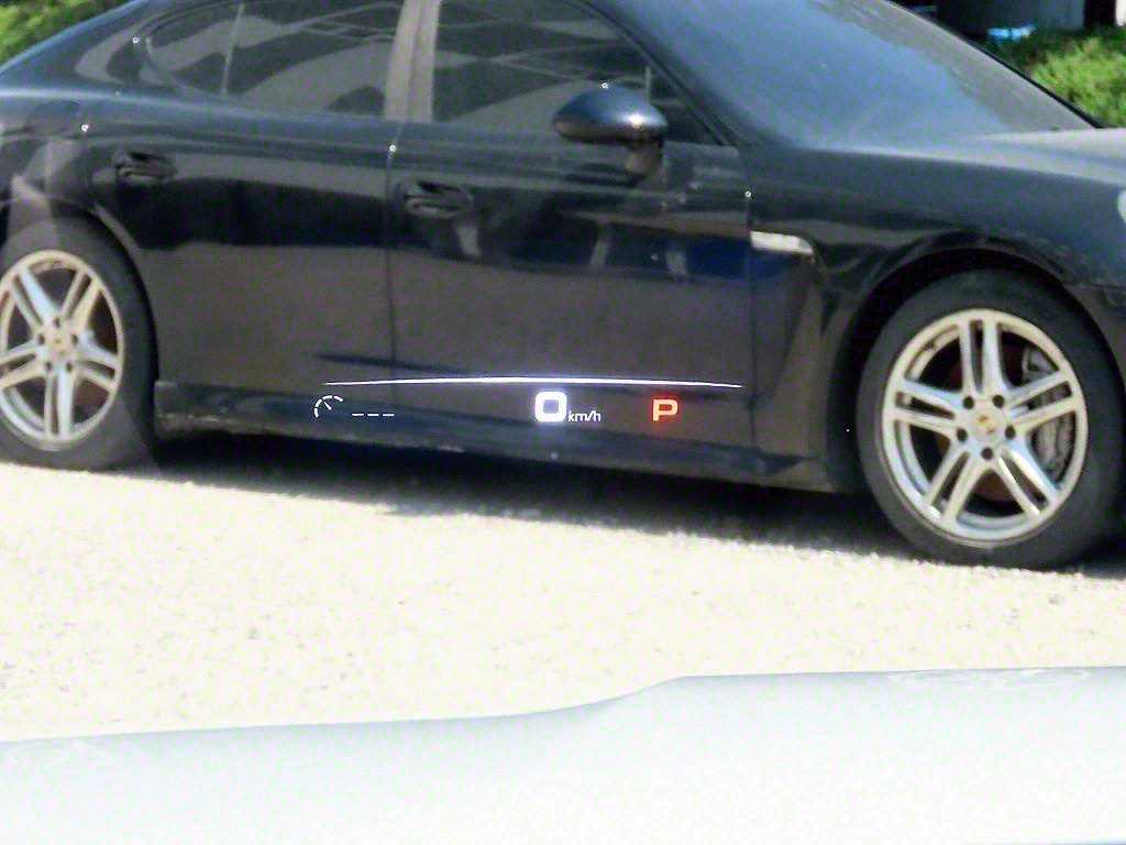 Porsche Cayenne — photo 10
