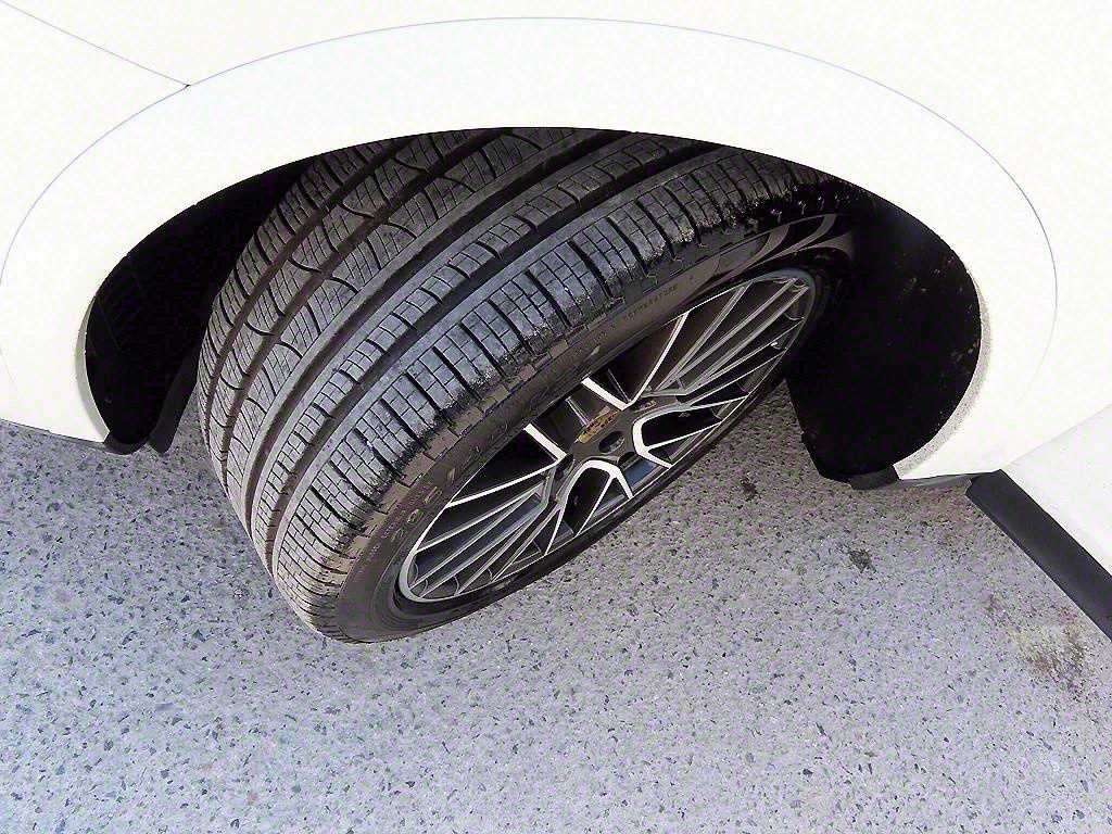 Porsche Cayenne — photo 19