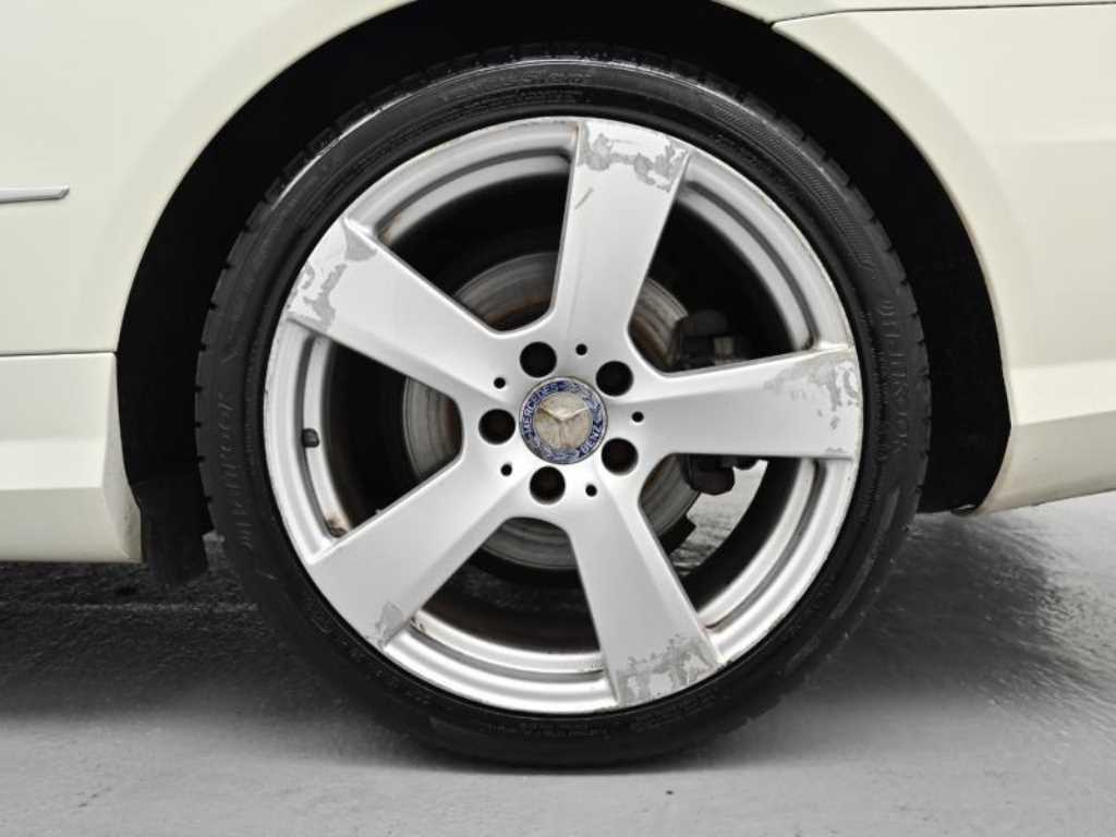 Mercedes-Benz E-Class — photo 05