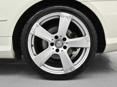 Mercedes-Benz E-Class — photo 05