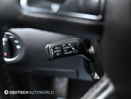 Audi A8 — photo 17