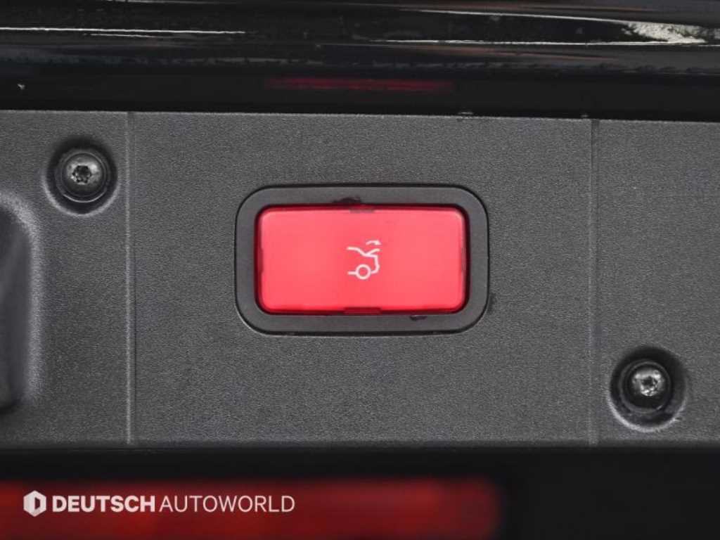 Mercedes-Benz S-Class — photo 20