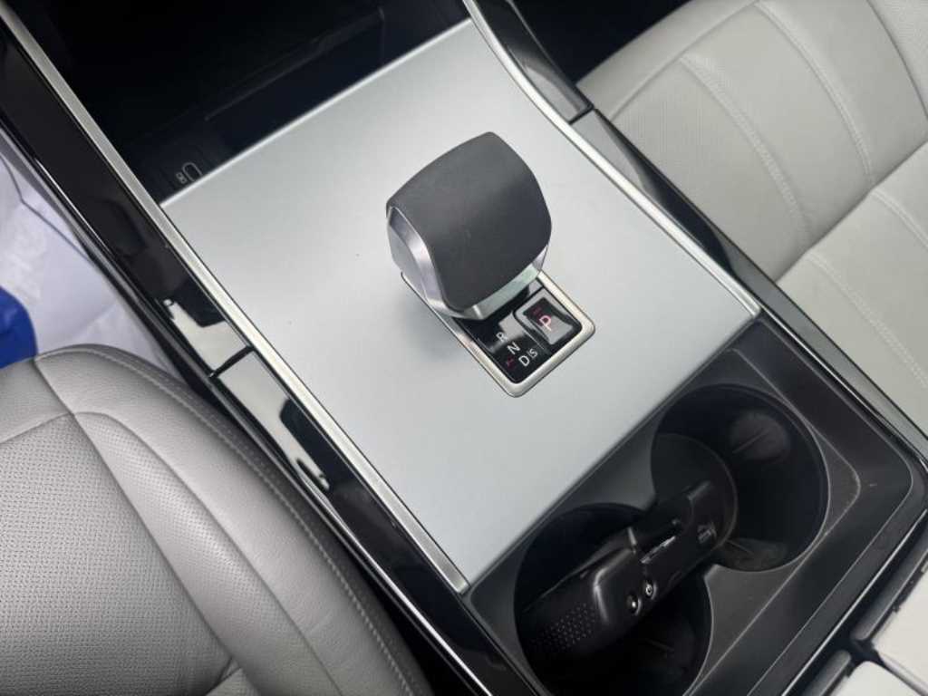 Land Rover Range Rover Evoque — photo 09