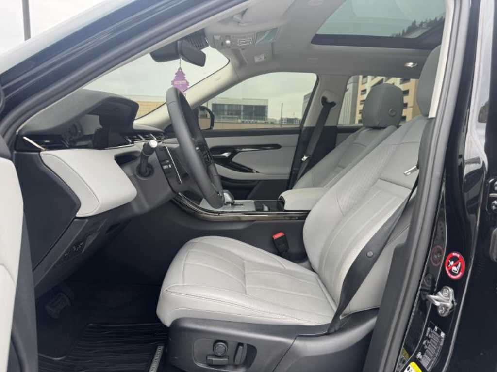 Land Rover Range Rover Evoque — photo 20