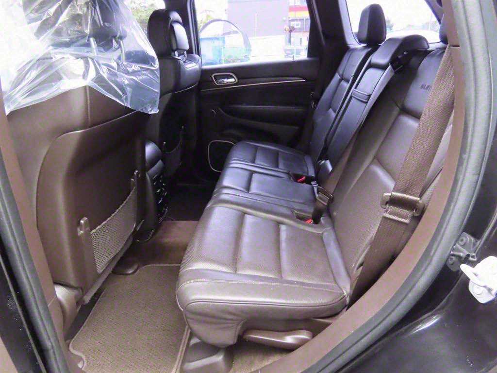 Jeep Cherokee — photo 07