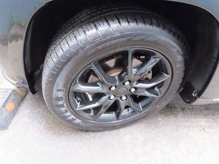 Jeep Cherokee — photo 18