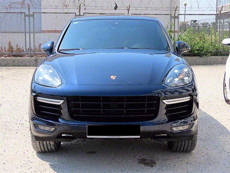 Porsche Cayenne — photo 01