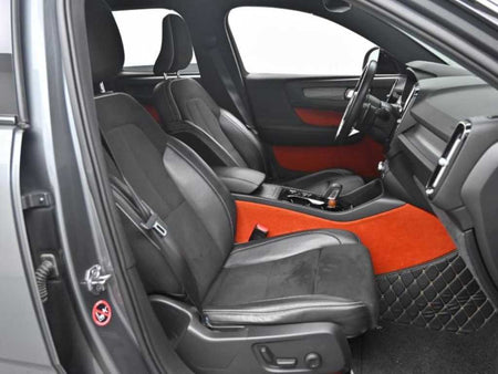 Volvo XC40 — photo 10