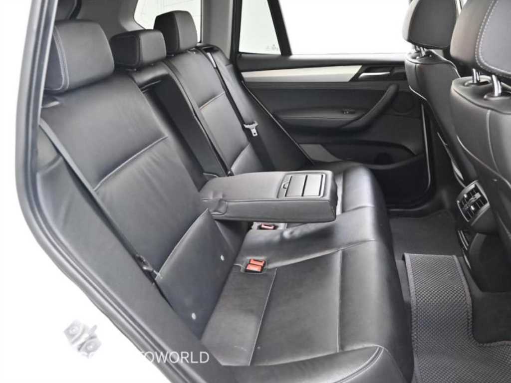 BMW X3 — photo 12