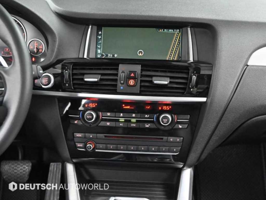BMW X3 — photo 14