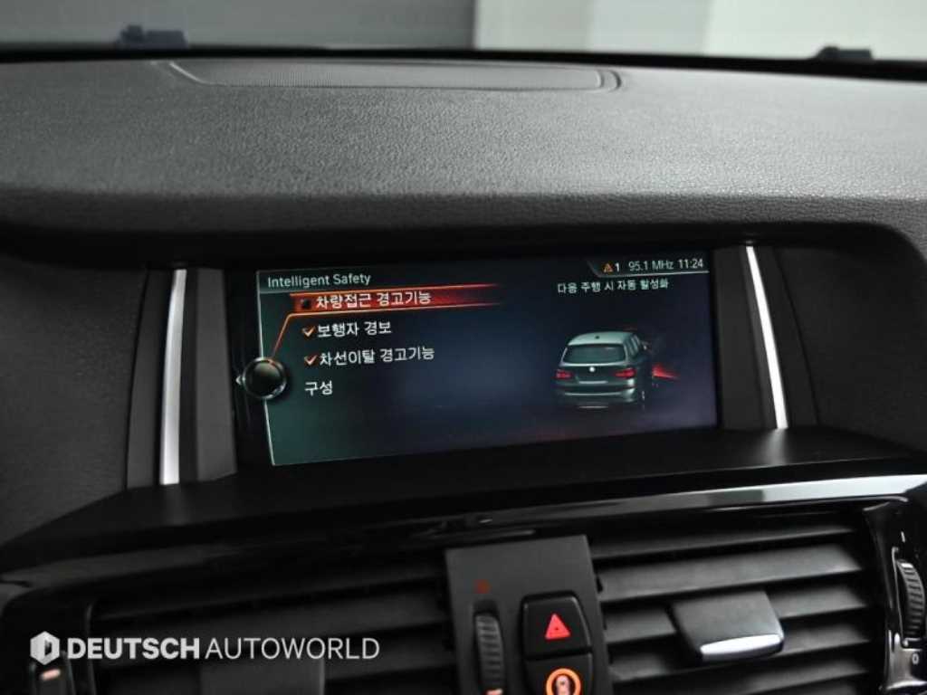 BMW X3 — photo 17