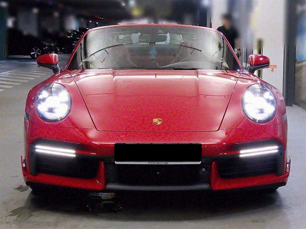 Porsche 911 — photo 02