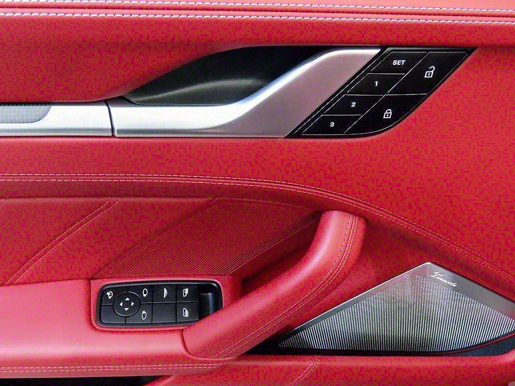 Porsche 911 — photo 16