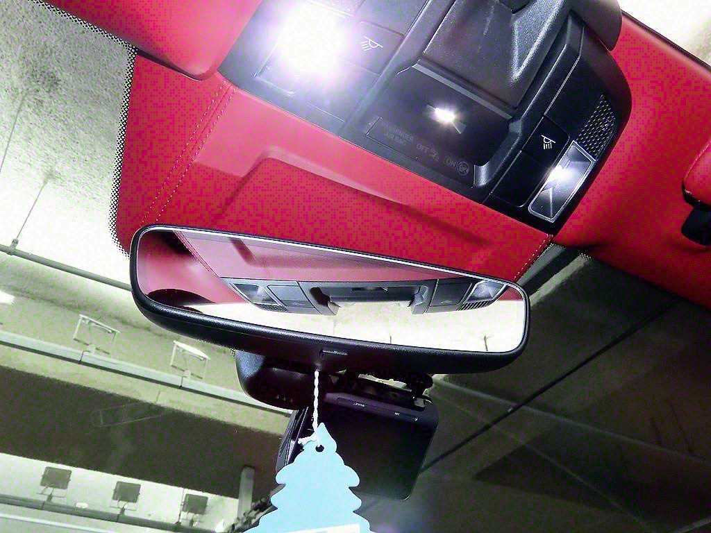 Porsche 911 — photo 17