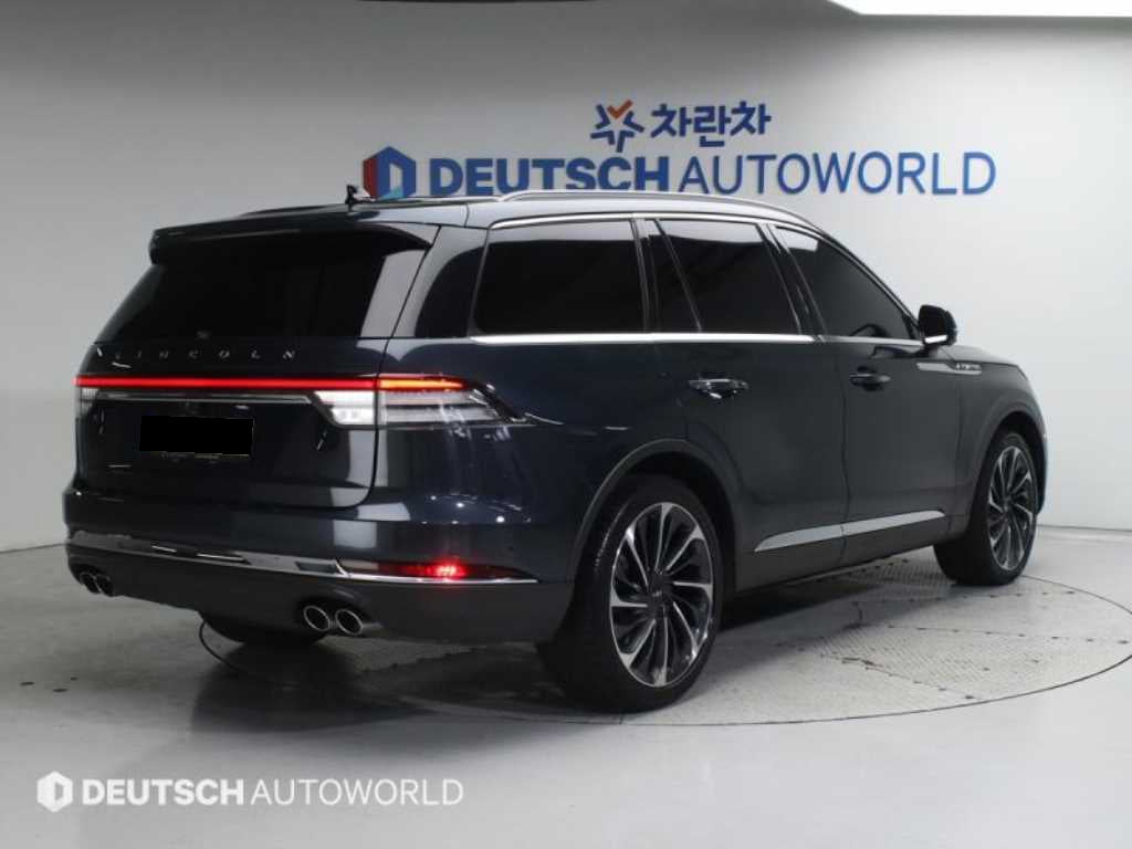 Lincoln Aviator — photo 02