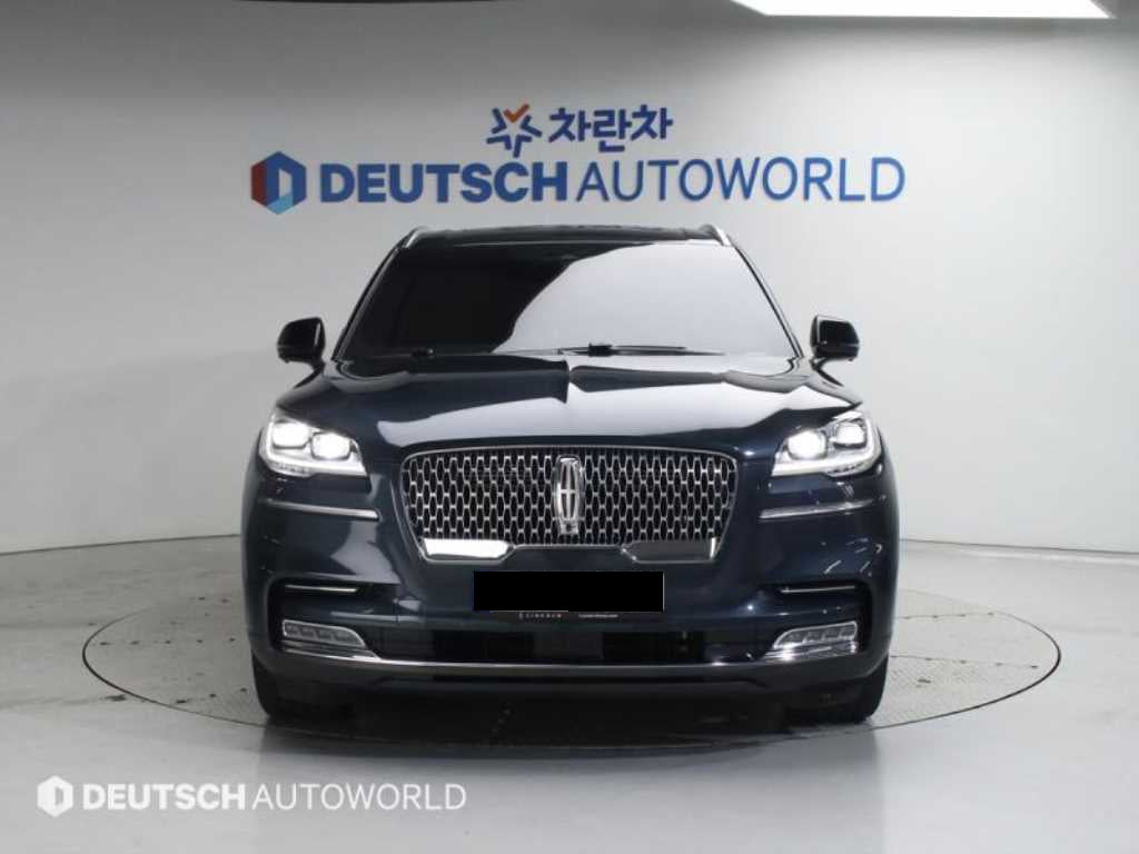 Lincoln Aviator — photo 03