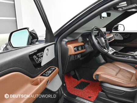 Lincoln Aviator — photo 11