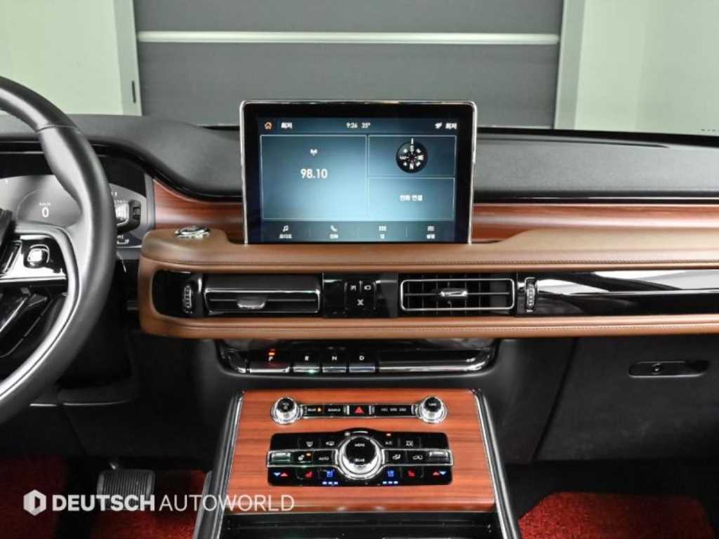 Lincoln Aviator — photo 14