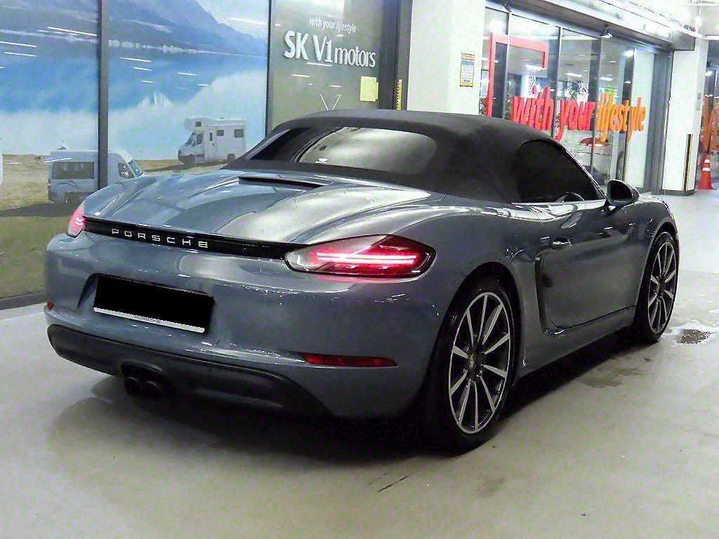 Porsche 718 — photo 04