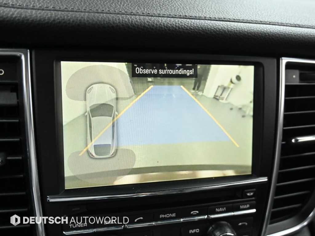 Porsche Panamera — photo 15