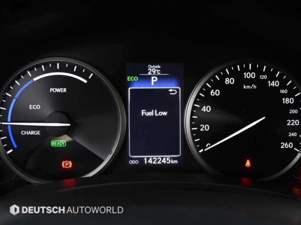 Lexus NX — photo 07