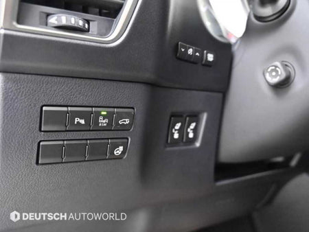 Lexus NX — photo 16